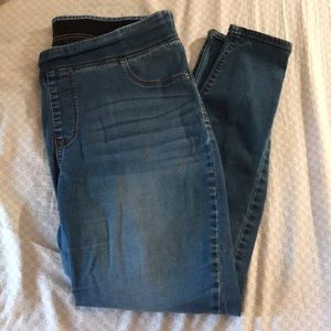 Old Navy mid-rise Rockstar jegging